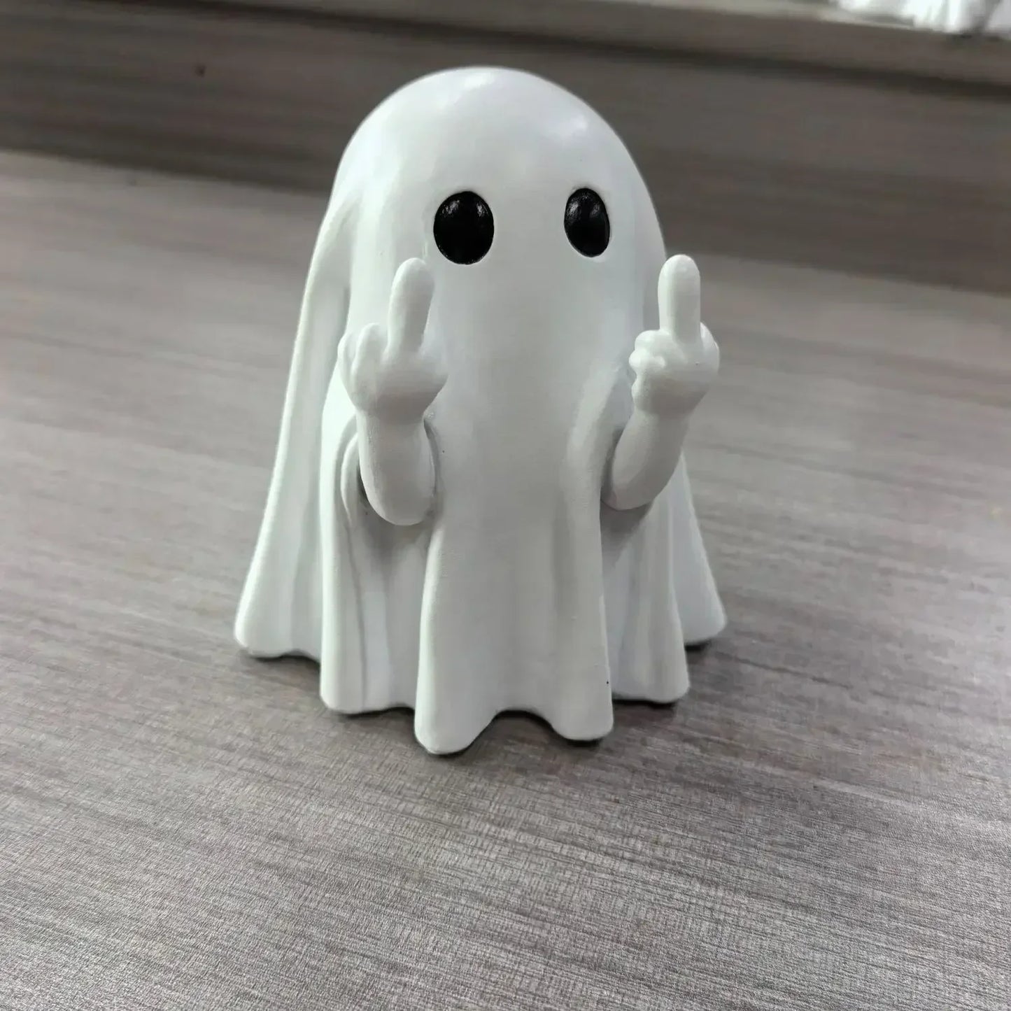 Funny Resin 8.5 inch Ghost Statue – Halloween Middle Finger Tabletop Decor